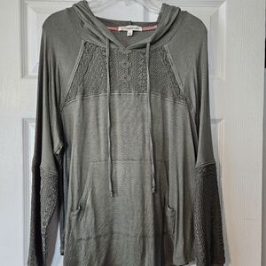 Rewind Light weight sweater